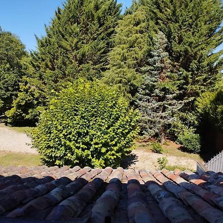 Appartement Dans Village Calme A 5 Min Des Lacs Mathaux Екстериор снимка
