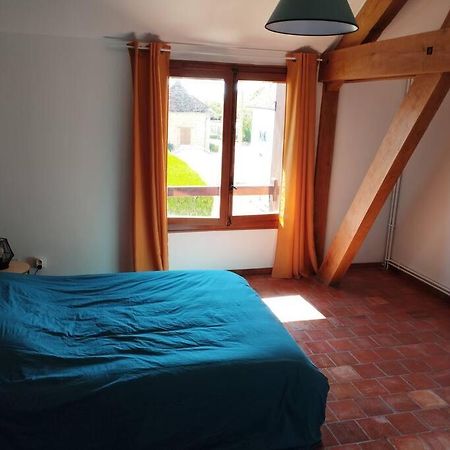 Appartement Dans Village Calme A 5 Min Des Lacs Mathaux Екстериор снимка