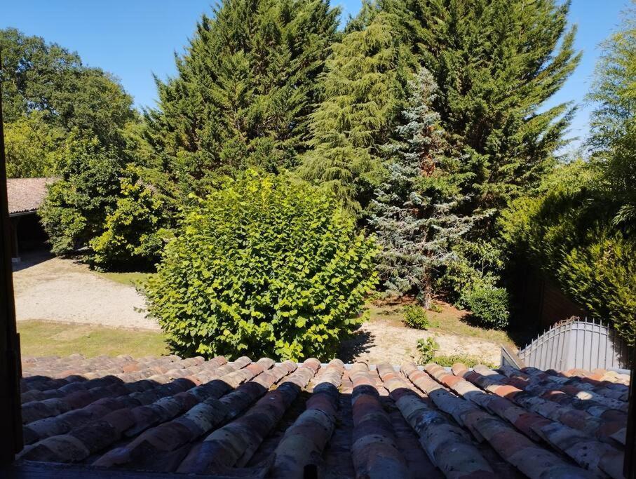 Appartement Dans Village Calme A 5 Min Des Lacs Mathaux Екстериор снимка